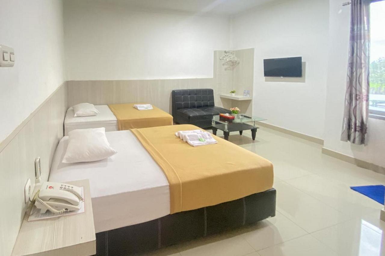 Hotel Giga Sidrap Rappang Ngoại thất bức ảnh